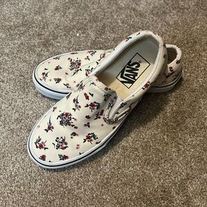 Flower Slip on Vans